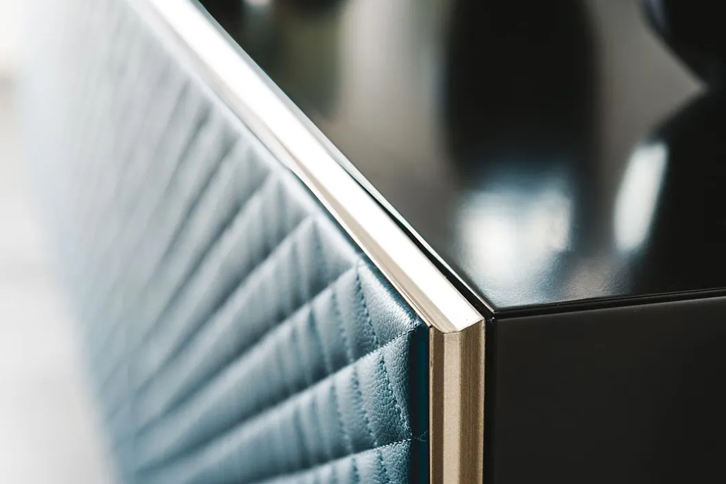 ABSOLUT Sideboard