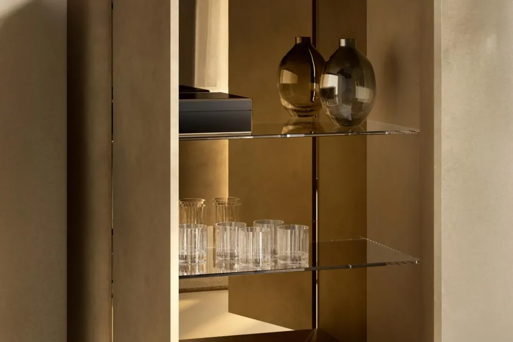 ALMA Highboard