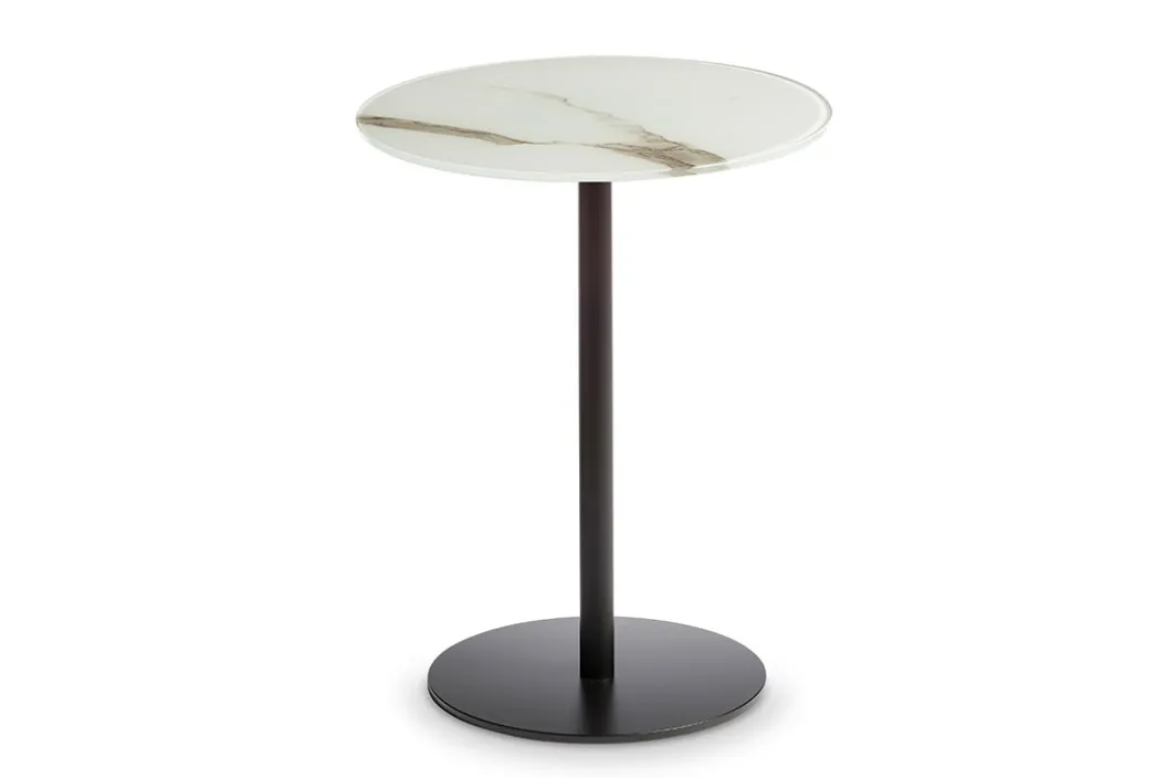 CENTER LEG Beistelltisch