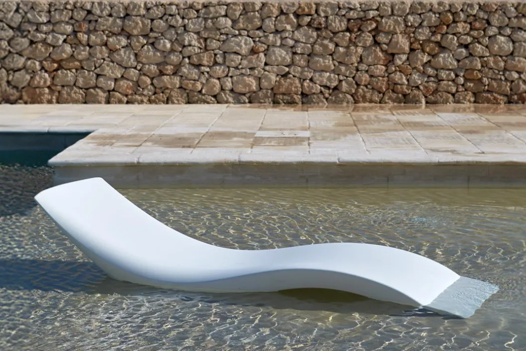 CLOE IN-THE-WATER Gartenliege
