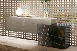 36E8 DRESSER 2608 XGLASS Kommode