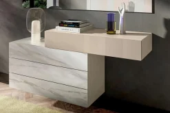 36E8 DRESSER XGLASS Kommode
