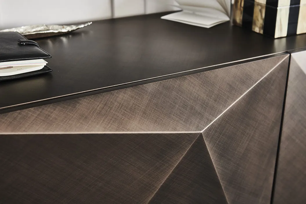 KAYAK Sideboard