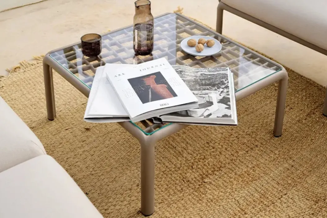 KOMODO VETRO Garten-Couchtisch