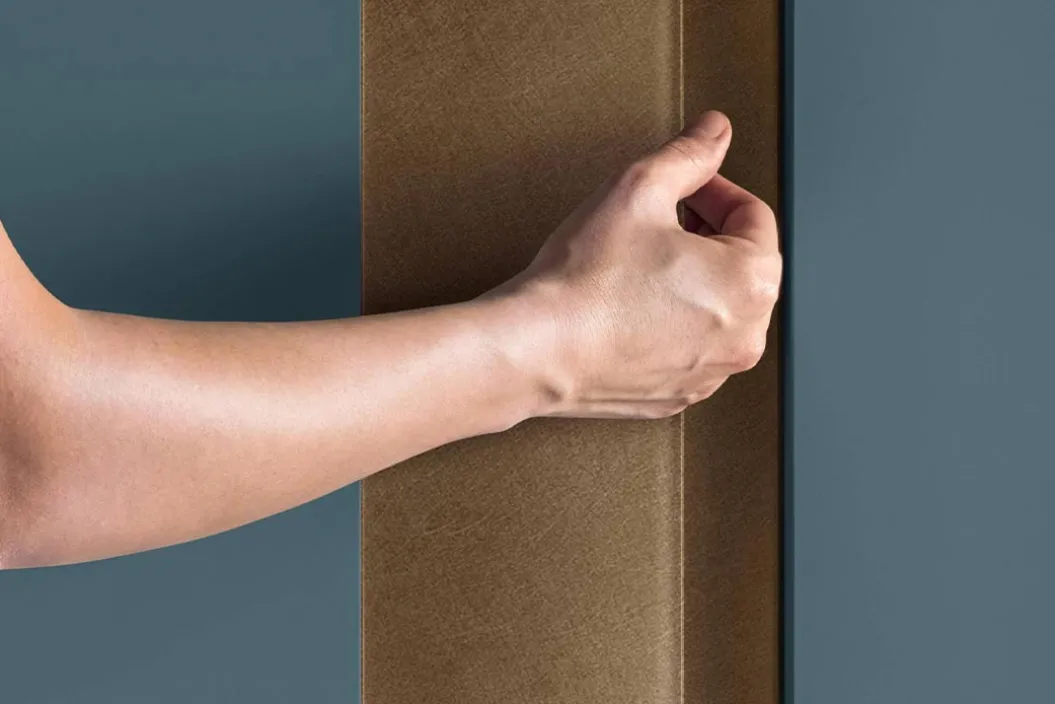 N.O.W. GROOVE Kleiderschrank