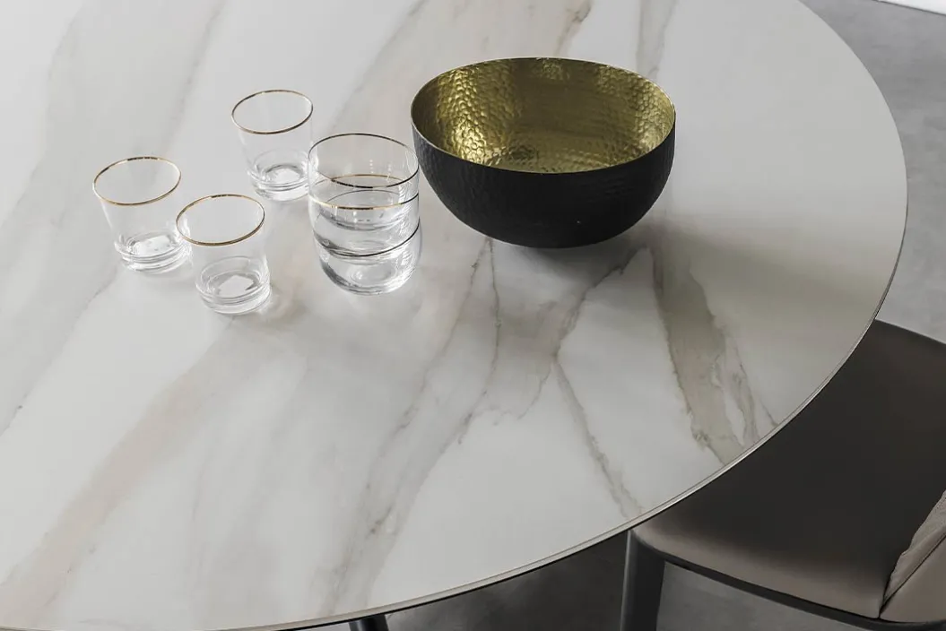 PLANER KERAMIK ROUND Esstisch
