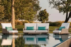 SAMURAI IN-THE-WATER Garten-Couchtisch