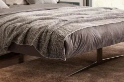 STEEL FREESTANDING REPLIS Bett