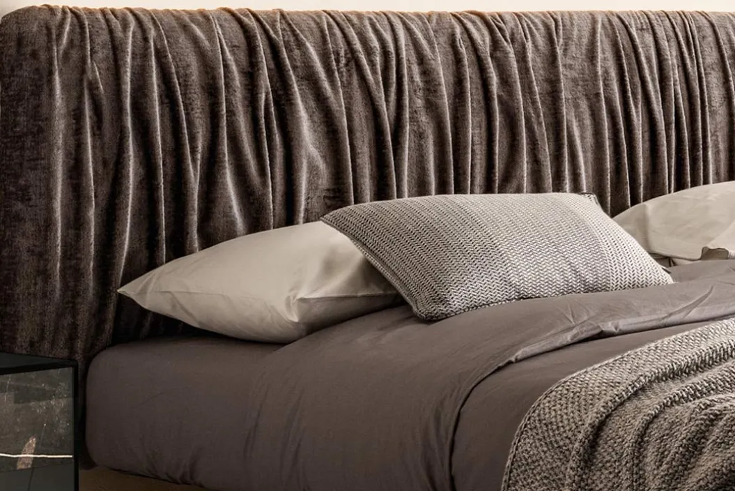 STEEL FREESTANDING REPLIS Bett