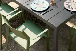 TRILL Gartenstuhl mit Armlehnen
